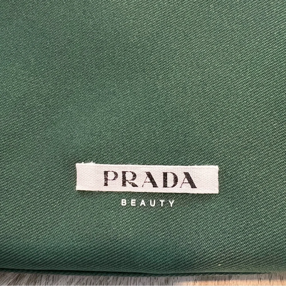 New Prada Beauty Gift Set | Paradoxe | Emerald Green Cosmetic Organizer | Travel - Picture 10 of 14
